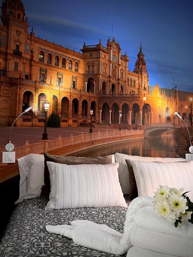 Hostal Paco'S Seville Exterior photo Photo wallpaper